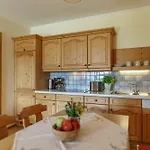 Landhaus Birgbichler - Apartments In Ramsau Am Dachstein - Inklusive Sommercard! Apartment *