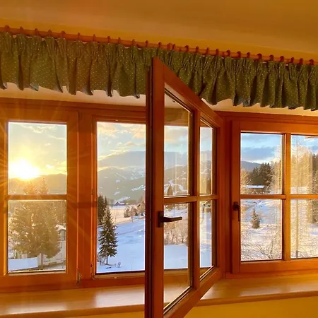Landhaus Birgbichler - Apartments Mit Bergblick - Inklusive Schladming Dachstein Card! ラムサウ・アム・ダッハシュタイン