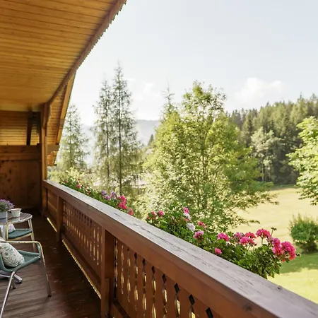 Landhaus Birgbichler - Apartments Mit Bergblick - Inklusive Schladming Dachstein Card! ラムサウ・アム・ダッハシュタイン
