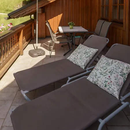 Landhaus Birgbichler - Apartments Mit Bergblick - Inklusive Schladming Dachstein Card!