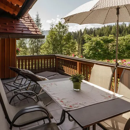 Apartment Landhaus Birgbichler - Apartments Mit Bergblick Inklusive Sommercard! *