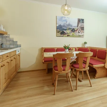 Landhaus Birgbichler - Apartments Mit Bergblick Inklusive Sommercard!