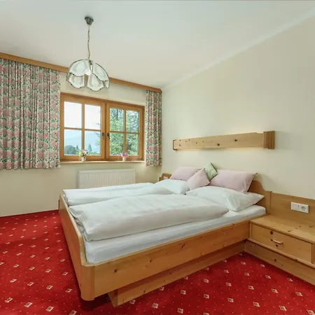 Landhaus Birgbichler - Apartments Mit Bergblick Inklusive Sommercard! Apartment *