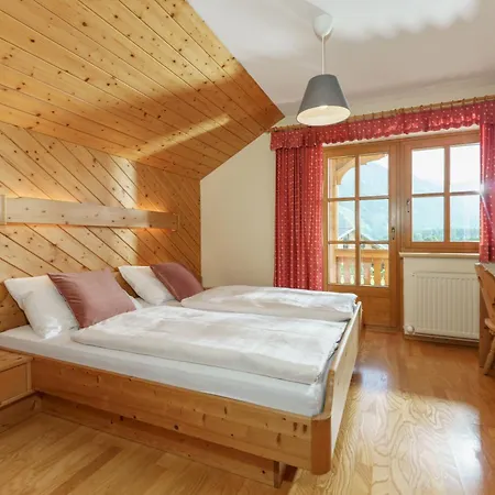 Apartment Landhaus Birgbichler - Apartments Mit Bergblick Inklusive Sommercard! *
