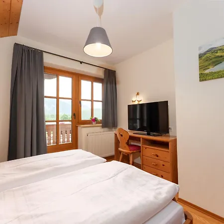 Landhaus Birgbichler - Apartments In Ramsau Am Dachstein - Inklusive Sommercard! Apartment *