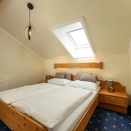Landhaus Birgbichler - Apartments In Ramsau Am Dachstein - Inklusive Sommercard! *