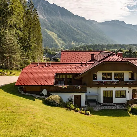 Landhaus Birgbichler - Apartments In Ramsau Am Dachstein - Inklusive Sommercard! Apartment