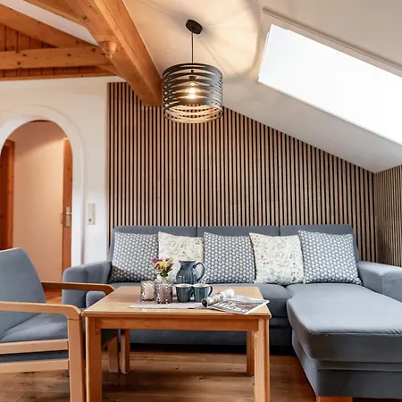Landhaus Birgbichler - Apartments Mit Bergblick - Inklusive Schladming Dachstein Card! *