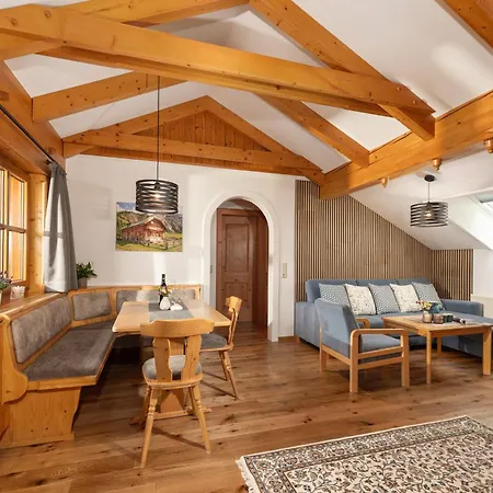 Landhaus Birgbichler - Apartments Mit Bergblick - Inklusive Schladming Dachstein Card! ラムサウ・アム・ダッハシュタイン