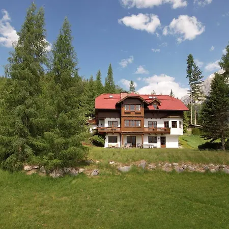 アパート Landhaus Birgbichler - Apartments Mit Bergblick - Inklusive Schladming Dachstein Card!