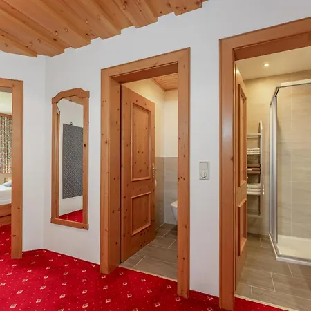 Landhaus Birgbichler - Apartments Mit Bergblick - Inklusive Schladming Dachstein Card! *